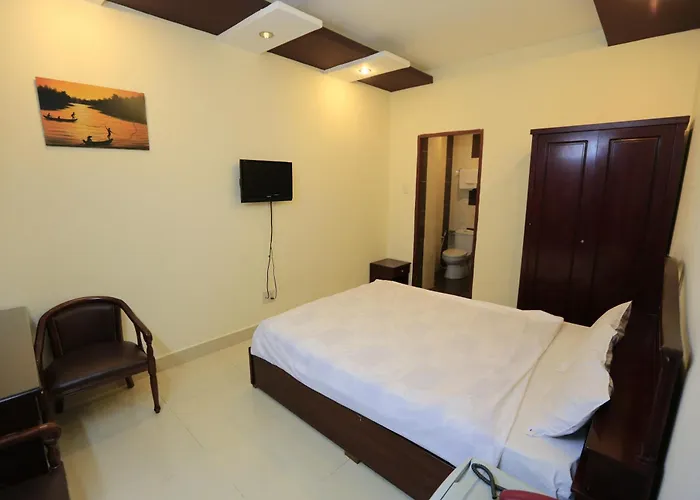 Khách sạn RedDoorz Tuấn Việt Đinh Tiên Hoàng